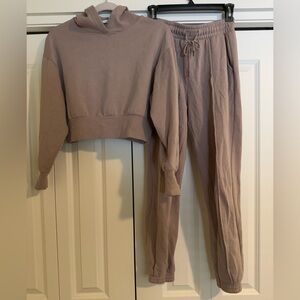 Matching set sweatsuit